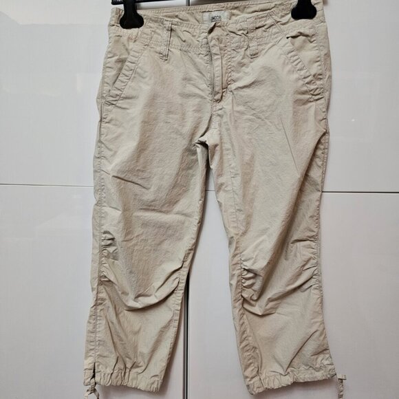 Jacob Woman's Super Low Waist Cargo Capri Hiking Pants - Picture 4 of 9